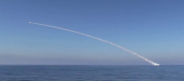 Un missile de croisière russe Kalibr - Sputnik Afrique