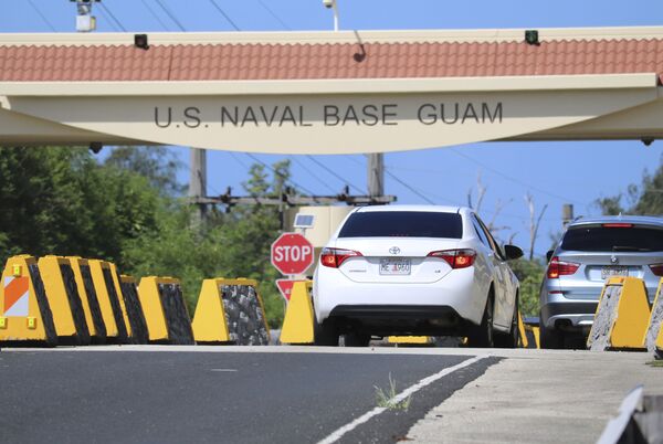 Des voitures entrent sur le territoire de la base navale de l’United States Navy sur l’île de Guam. Photo d’archive - Sputnik Afrique