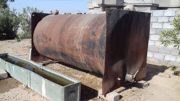 Une «harraka», une fournaise pour la production artisanale d'essence - Sputnik Afrique