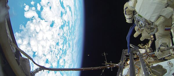 Cosmonautes russes sortis dans l'espace - Sputnik Afrique
