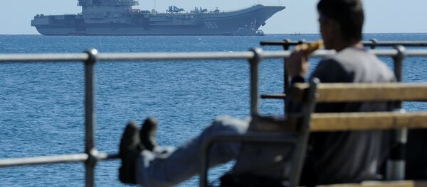 Der schwere Flugzeugträger „Admiral Kusnezow“ der Nordflotte in Zypern (Archivbild) - Sputnik Afrique