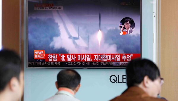 Der Raketenstart im südkoreanischen Fernsehen, 8. Juni, 2017 - Sputnik Afrique