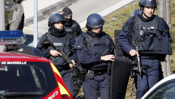 Police officers at  Marseille, southern France - Sputnik Afrique