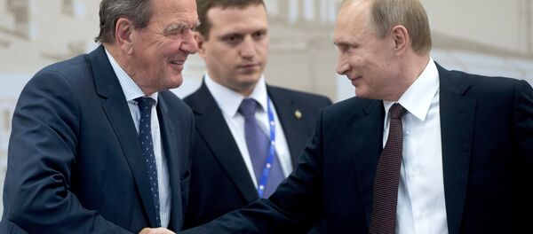 Gerhard Schröder et Vladimir Poutine - Sputnik Afrique