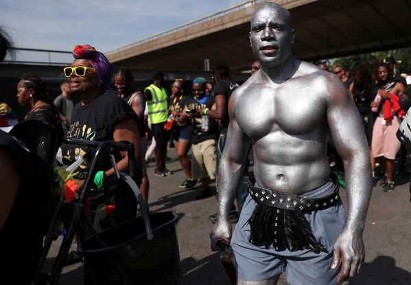 Les photos les plus impressionnantes du Carnaval de Notting Hill - Sputnik Afrique