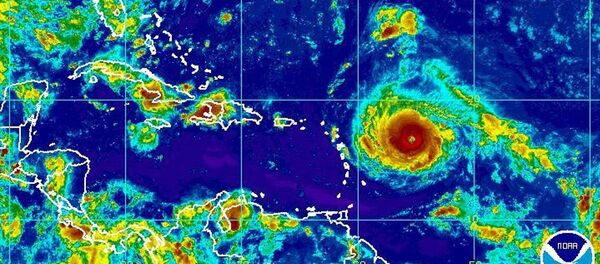 This Monday, Sept. 4, 2017, satellite image provided by the National Oceanic and Atmospheric Administration shows Hurricane Irma nearing the eastern Caribbean. This Monday, Sept. 4, 2017, satellite image provided by the National Oceanic and Atmospheric Administration shows Hurricane Irma nearing the eastern Caribbean. - Sputnik Afrique