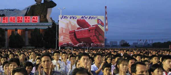 Les habitants de Pyongyang réunis pour les festivités à l'occasion d'un test réussi d'une bombe H - Sputnik Afrique