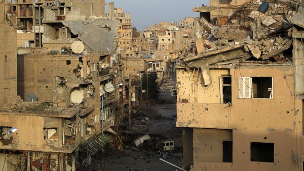 A view shows damaged buildings in Deir al-Zor, eastern Syria February 19, 2014 - Sputnik Afrique