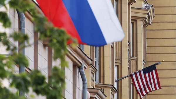 США приостанавливают выдачу неиммиграционных виз в России - Sputnik Afrique