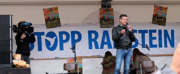 Ken Jebsen, journaliste de radio et de télévision, a condamné l’absence des représentants de ZDF et d’ARD. - Sputnik Afrique