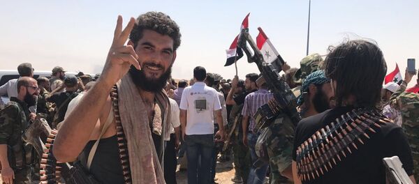 Сирийские войска прорвали кольцо окружения на главном южном въезде в Дейр-эз-Зор - Sputnik Afrique