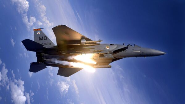F-15E Strike Eagle  - Sputnik Afrique