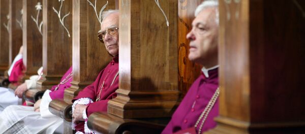 Prêtres catholiques - Sputnik Afrique