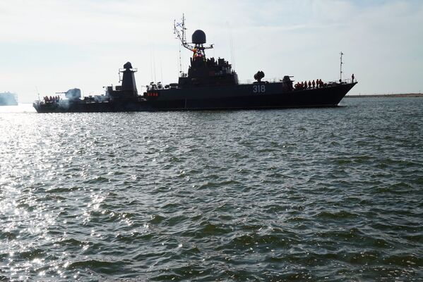 Les navires de la Flotte de la Baltique lors des manœuvres Zapad 2017 - Sputnik Afrique