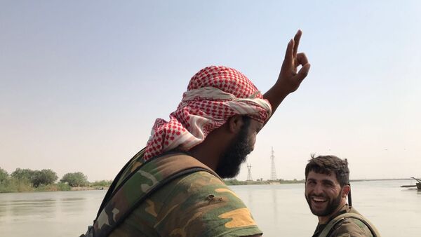 Сирийская армия форсировала реку Ефрат в районе Дейр-эз-Зора - Sputnik Afrique