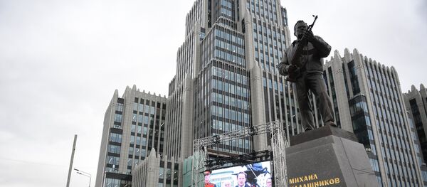 Une statue à Moscou pour l’inventeur de la Kalachnikov - Sputnik Afrique