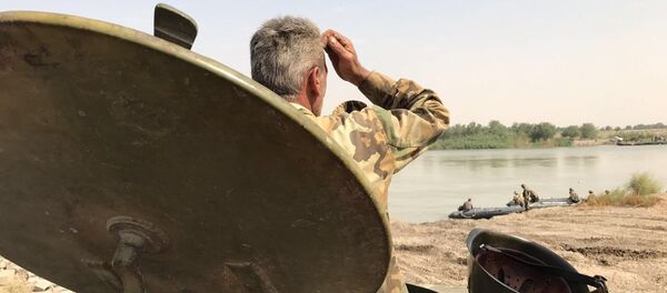Сирийская армия форсировала реку Ефрат в районе Дейр-эз-Зора - Sputnik Afrique