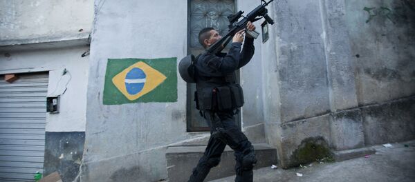 Um policial de elite da BOPE, Rio de Janeiro, foto de arquivo - Sputnik Afrique