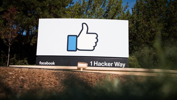 Facebook commence à tester la reconnaissance faciale pour débloquer des comptes - Sputnik Afrique