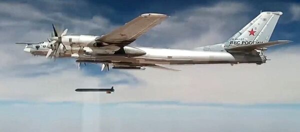 Les missiles de croisière Kh-101 frappent des cibles terroristes en Syrie - Sputnik Afrique