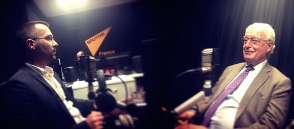 Thibault Isabel vs. Charles Gave - Sputnik Afrique