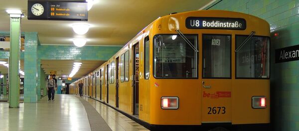 Le coup de pied à une Allemande par un migrant devait être passé sous silence Le coup de pied à une Allemande par un migrant devait être passé sous silence - Sputnik Afrique