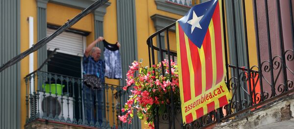 Estelada, bandera separatista de Cataluña Estelada, bandera separatista de Cataluña - Sputnik Afrique