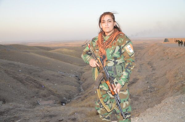 Femme Peshmerga à Kirkouk  - Sputnik Afrique