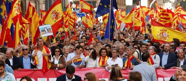 Des saluts fascistes au cours des manifestations anti-indépendance en Espagne (vidéo) - Sputnik Afrique