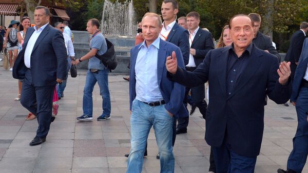 Vladimir Poutine et Silvio Berlusconi - Sputnik Afrique