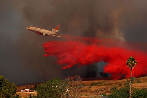 Des incendies dévastateurs en Californie - Sputnik Afrique