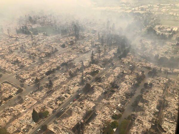 Des incendies dévastateurs en Californie - Sputnik Afrique