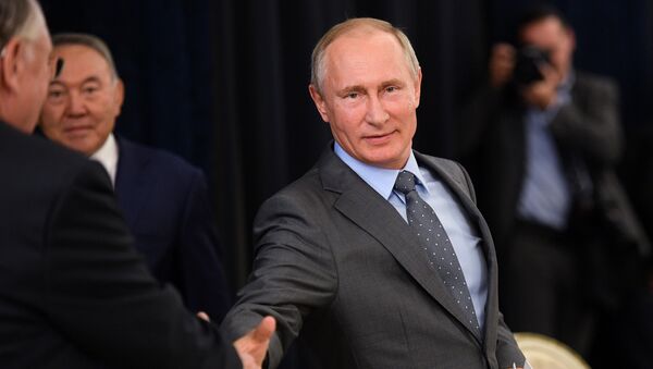 Cadeau sportif offert à Poutine: l’amitié russo-allemande retrouve des couleurs - Sputnik Afrique