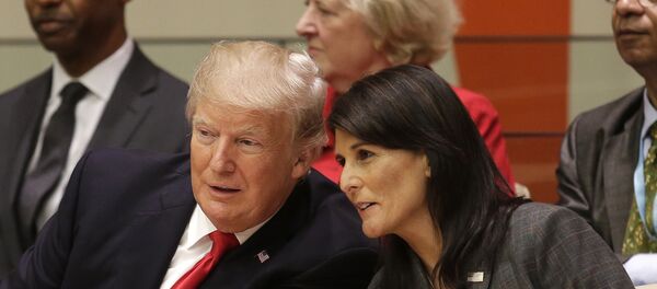 Donald Trump et Nikki Haley - Sputnik Afrique