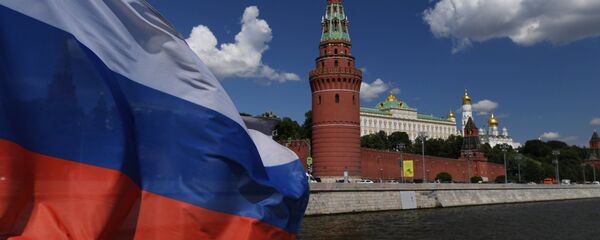 Le Kremlin de Moscou et le drapeau russe Le Kremlin de Moscou et le drapeau russe - Sputnik Afrique