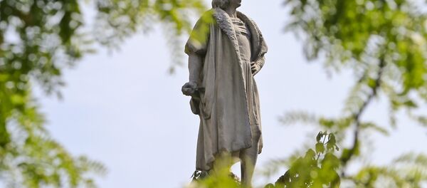 Statue de Christophe Colomb à New York - Sputnik Afrique