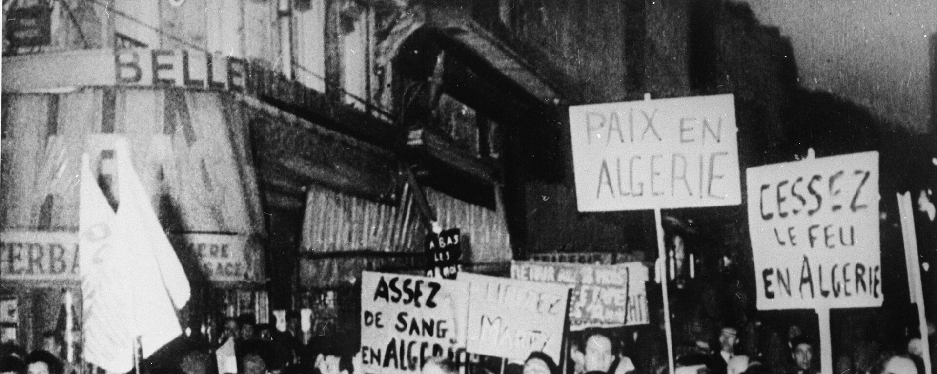 la manifestation contre la guerre en Algérie - Sputnik Afrique, 1920, 22.12.2020