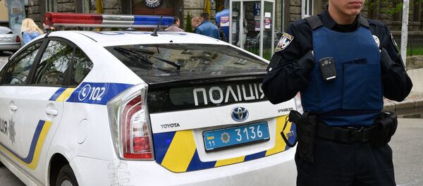Un officier de police ukrainien - Sputnik Afrique