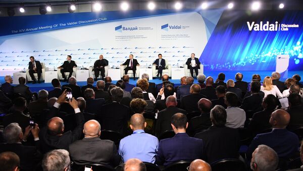 Президент РФ В. Путин принял участие в итоговой сессии Международного дискуссионного клуба Валдай - Sputnik Afrique