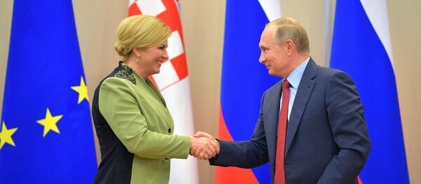 Президент РФ В. Путин встретился с президентом Хорватии К. Грабар-Китарович - Sputnik Afrique