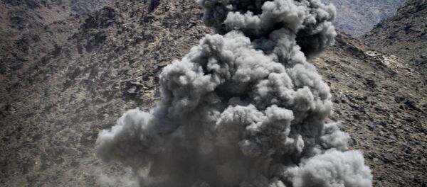 Une frappe contre les talibans en Afghanistan (image d'archives) - Sputnik Afrique