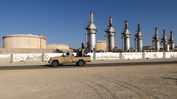 Un terminal de pétrole en Libye. Image d'illustration - Sputnik Afrique