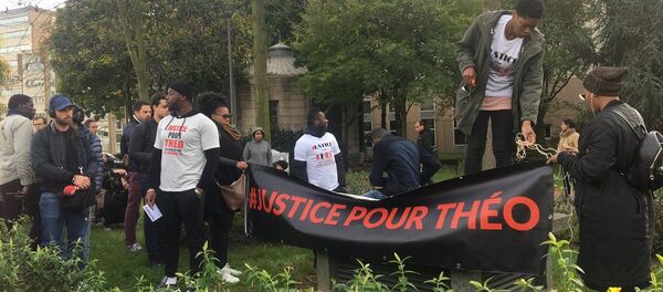 Manifestation de soutien à Théo à Bobigny - Sputnik Afrique