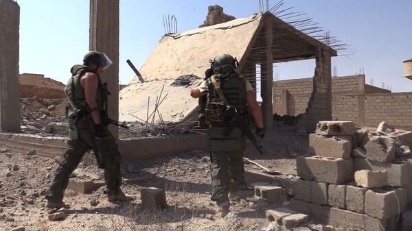 Une opération de déminage à Deir ez-Zor, en Syrie - Sputnik Afrique