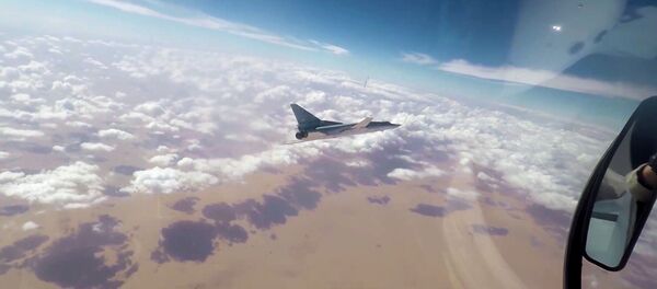 Авиаудары бомбардировщиками Ту-22М3 ВКС РФ по объектам террористов в провинции Дейр-эз-Зор - Sputnik Afrique