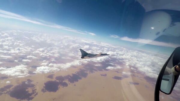 Des bombardiers russes Tu-22M3 frappent des sites des terroristes en Syrie - Sputnik Afrique