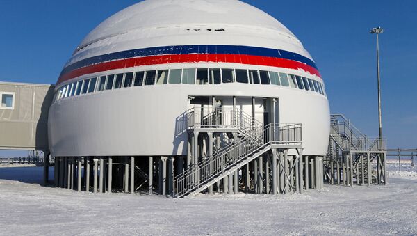 Base militaire Trèfle arctique sur la Terre d'Alexandra - Sputnik Afrique