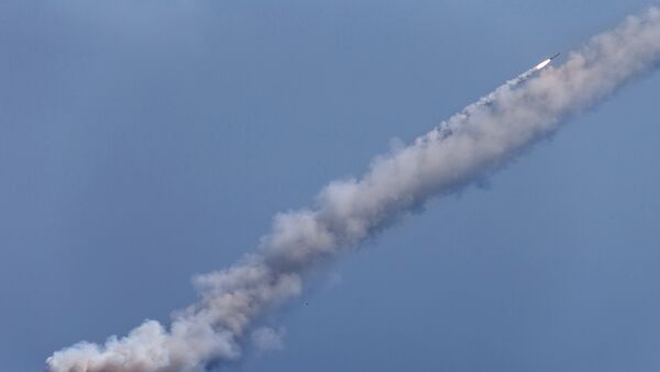 Запуск ракет Калибр по целям террористов в Сирии - Sputnik Afrique