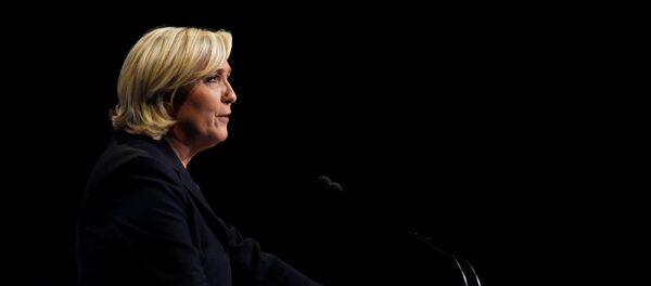 Marine Le Pen, la líder del Frente Nacional y candidata a la presidencia francesa Marine Le Pen, la líder del Frente Nacional y candidata a la presidencia francesa - Sputnik Afrique