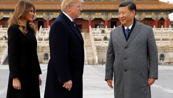 Donald Trump avec son épouse Melania et Xi Jinping - Sputnik Afrique